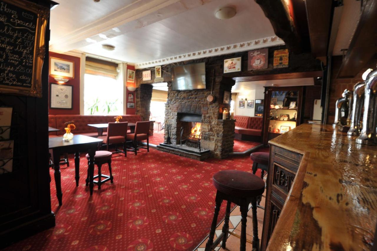 Crown Hotel Brackley Dış mekan fotoğraf