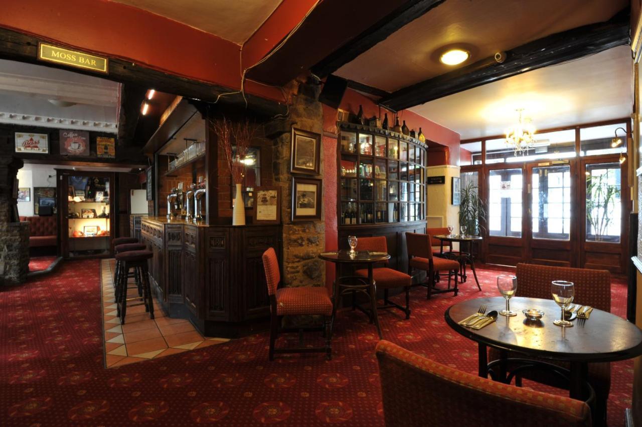 Crown Hotel Brackley Dış mekan fotoğraf